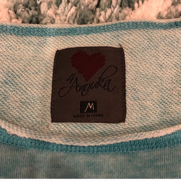 Distressed pullover - Picture 4 of 4